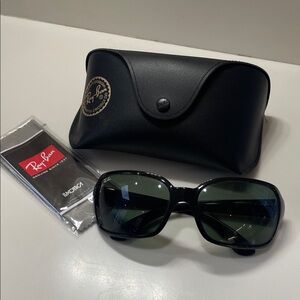 Ray-Ban Black Sunglasses with Case